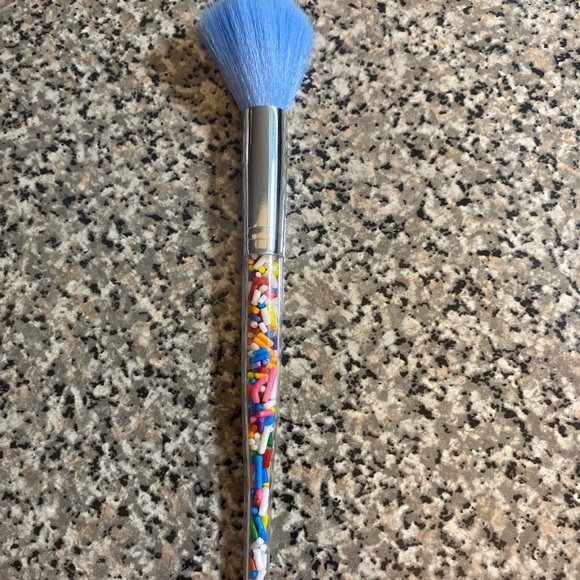 Sprinkle candy brushes - Picture 2 of 3